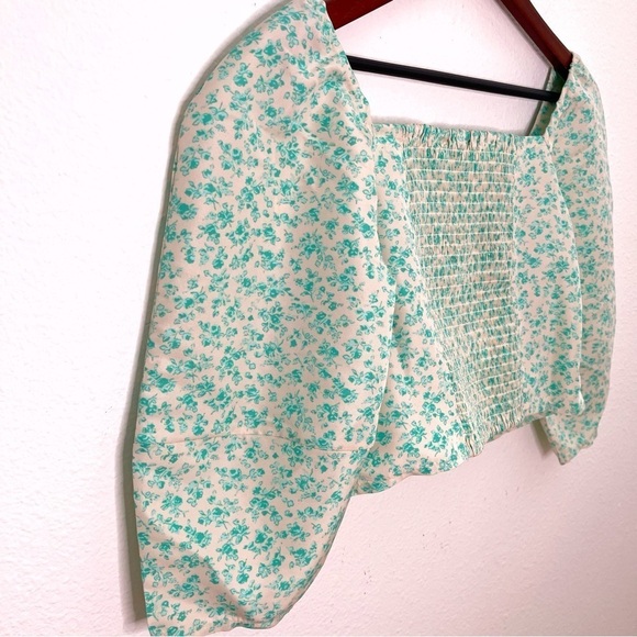 Levi’s Yvie square neck 3/4 sleeves cropped top statement blouse size M NWT - Picture 11 of 12